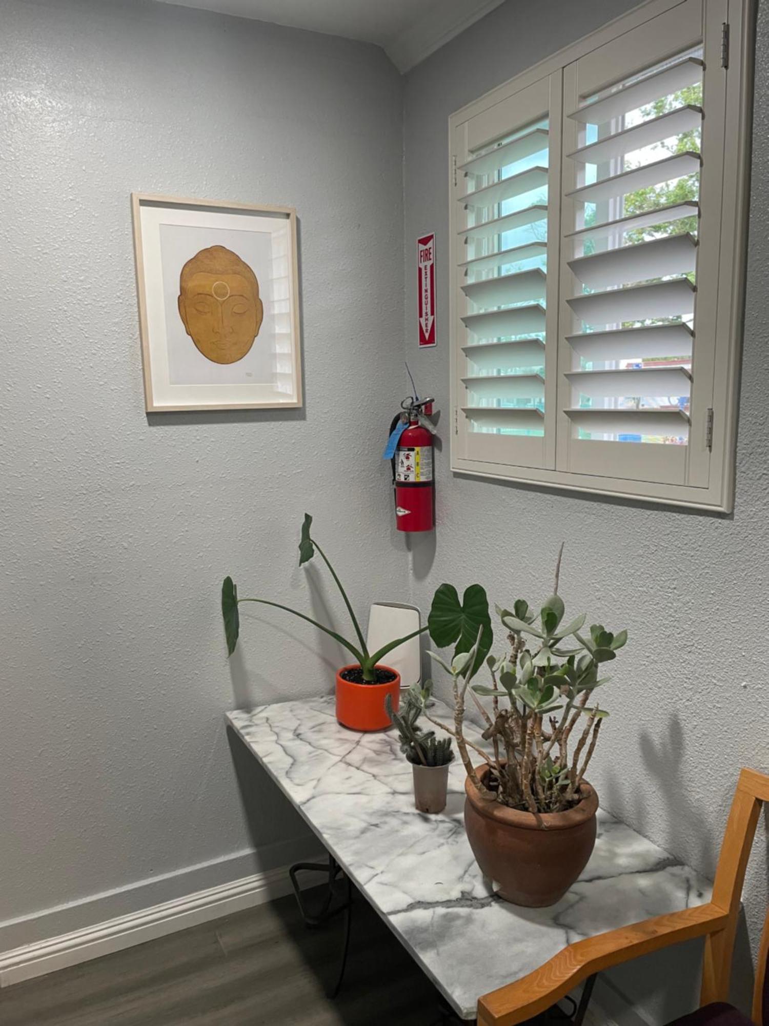 Habitación en casa particular Private In Angeles With Ac, Wifi, Smart Tv, Work Desk Near Sofi Stadium
