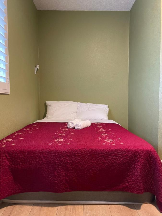 Séjour chez l'habitant Private In Angeles With Ac, Wifi, Smart Tv, Work Desk Near Sofi Stadium Los Angeles
