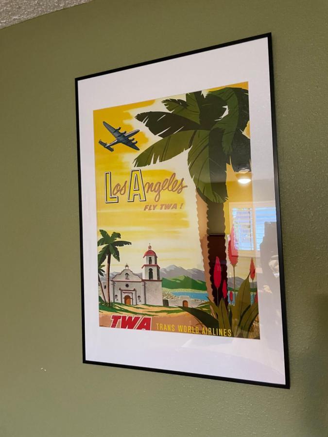 Private In Angeles With Ac, Wifi, Smart Tv, Work Desk Near Sofi Stadium Séjour chez l'habitant *