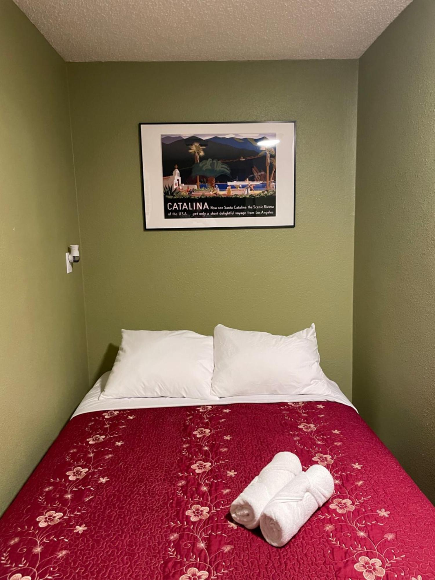 Séjour chez l'habitant Private In Angeles With Ac, Wifi, Smart Tv, Work Desk Near Sofi Stadium *