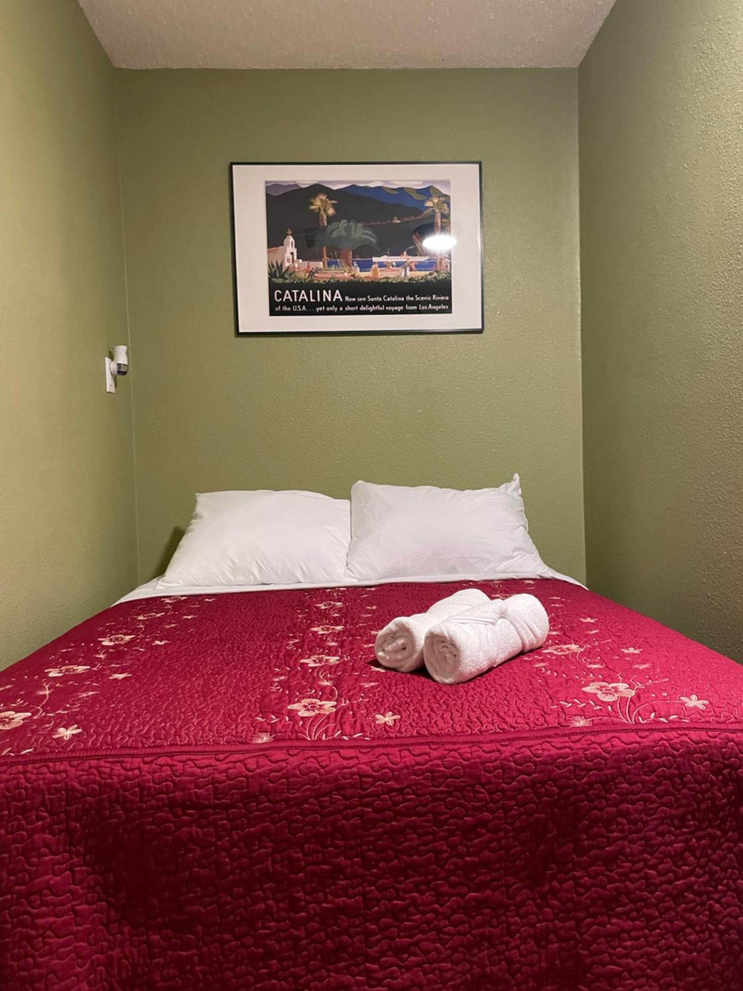 Séjour chez l'habitant Private In Angeles With Ac, Wifi, Smart Tv, Work Desk Near Sofi Stadium