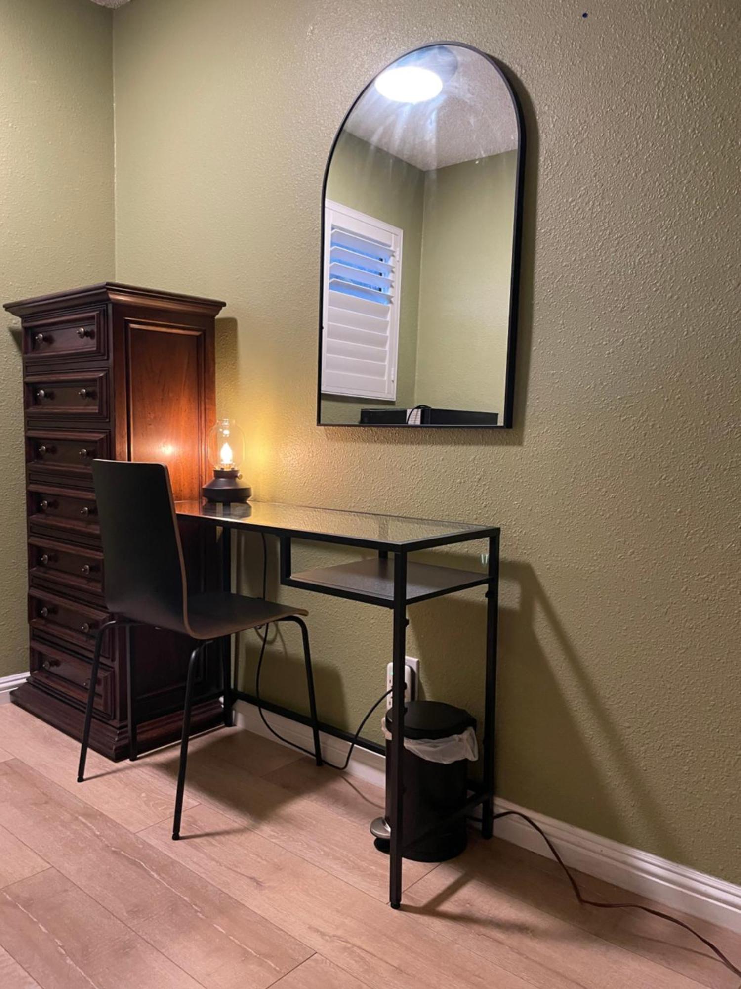 Private In Angeles With Ac, Wifi, Smart Tv, Work Desk Near Sofi Stadium Séjour chez l'habitant *